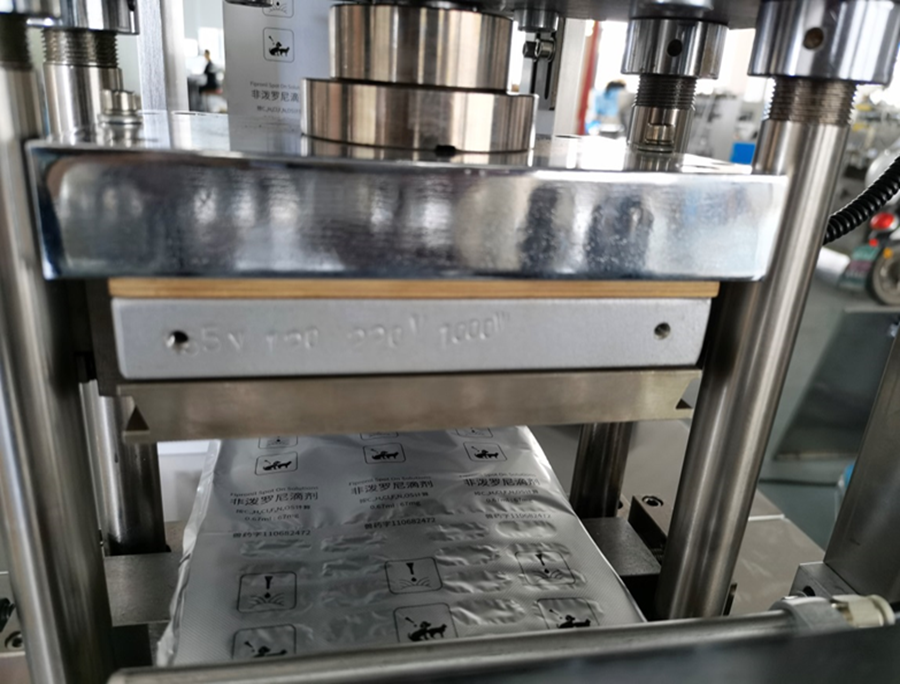 2023 New DPP180 Flat Type Automatic Blister Packaging Machine Buy